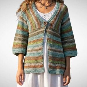 💚 Coldwater Creek Fall Vibe 3/4  Length Wide Sleeve Fun Wood Button Size Small